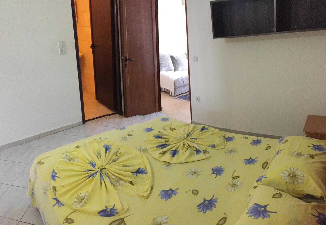 Hotel Casa Hena Ulcinj Exterior foto